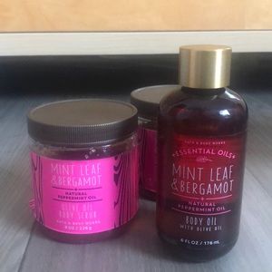 Bath and body works olive oil scrub & body oil